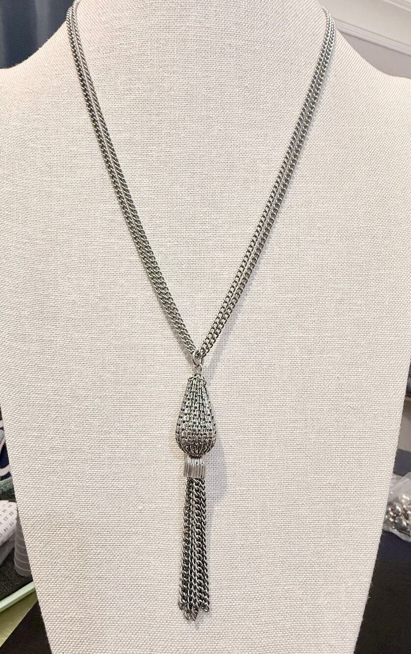 Silver Tone Tassel Pendant Necklace 24